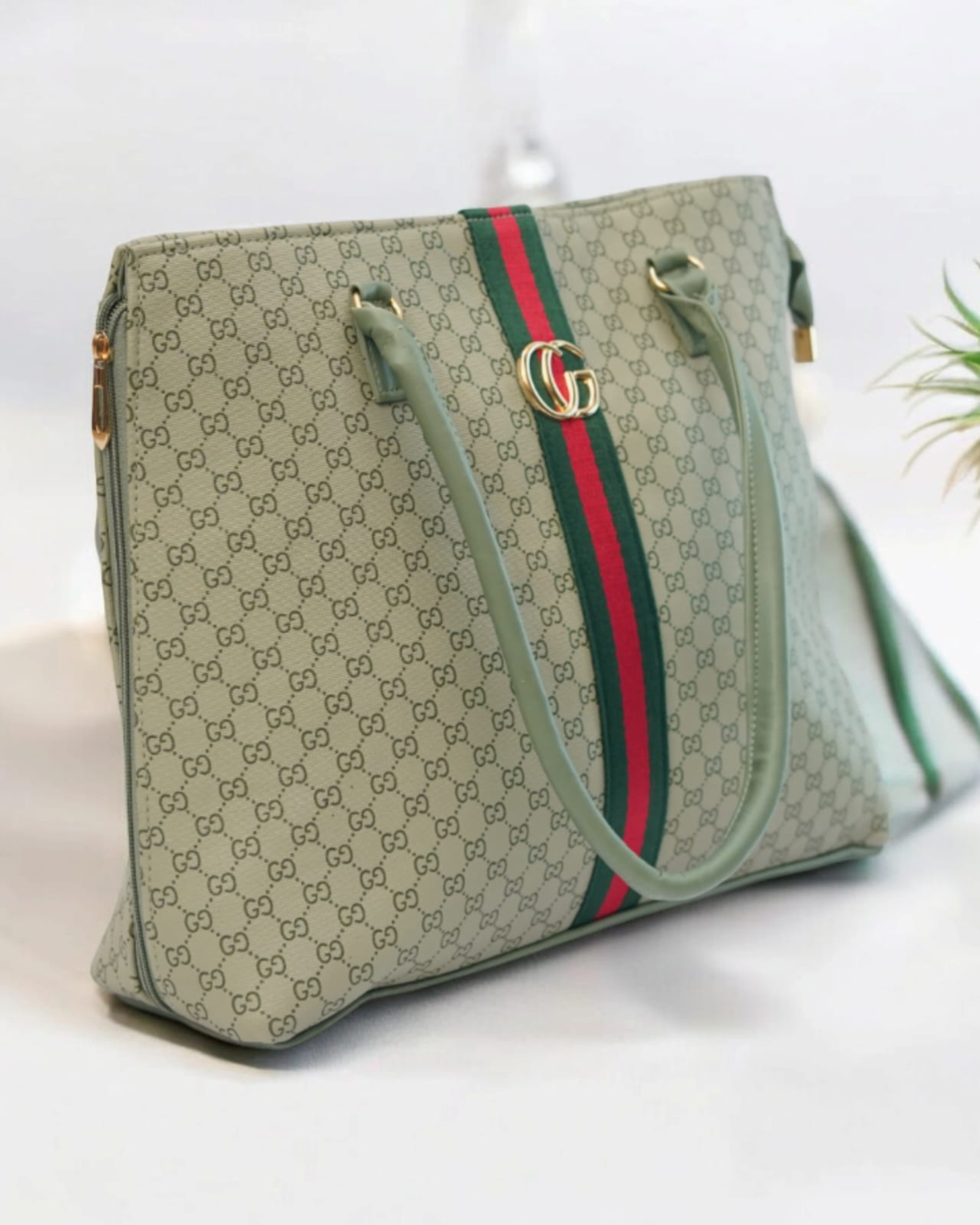 Women's Green Pista Tote Bag