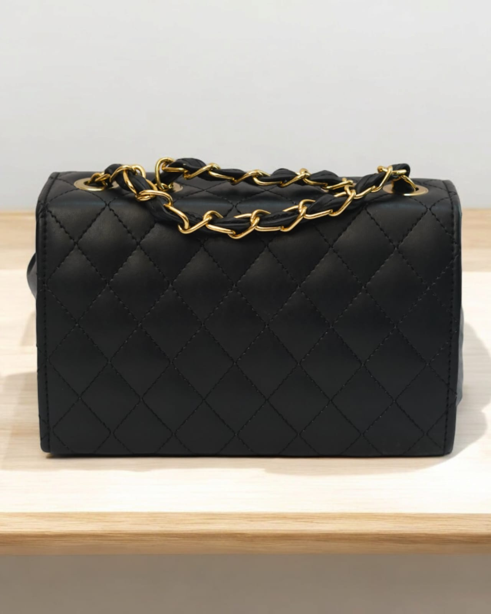 Women's Black Solid Sling Bag