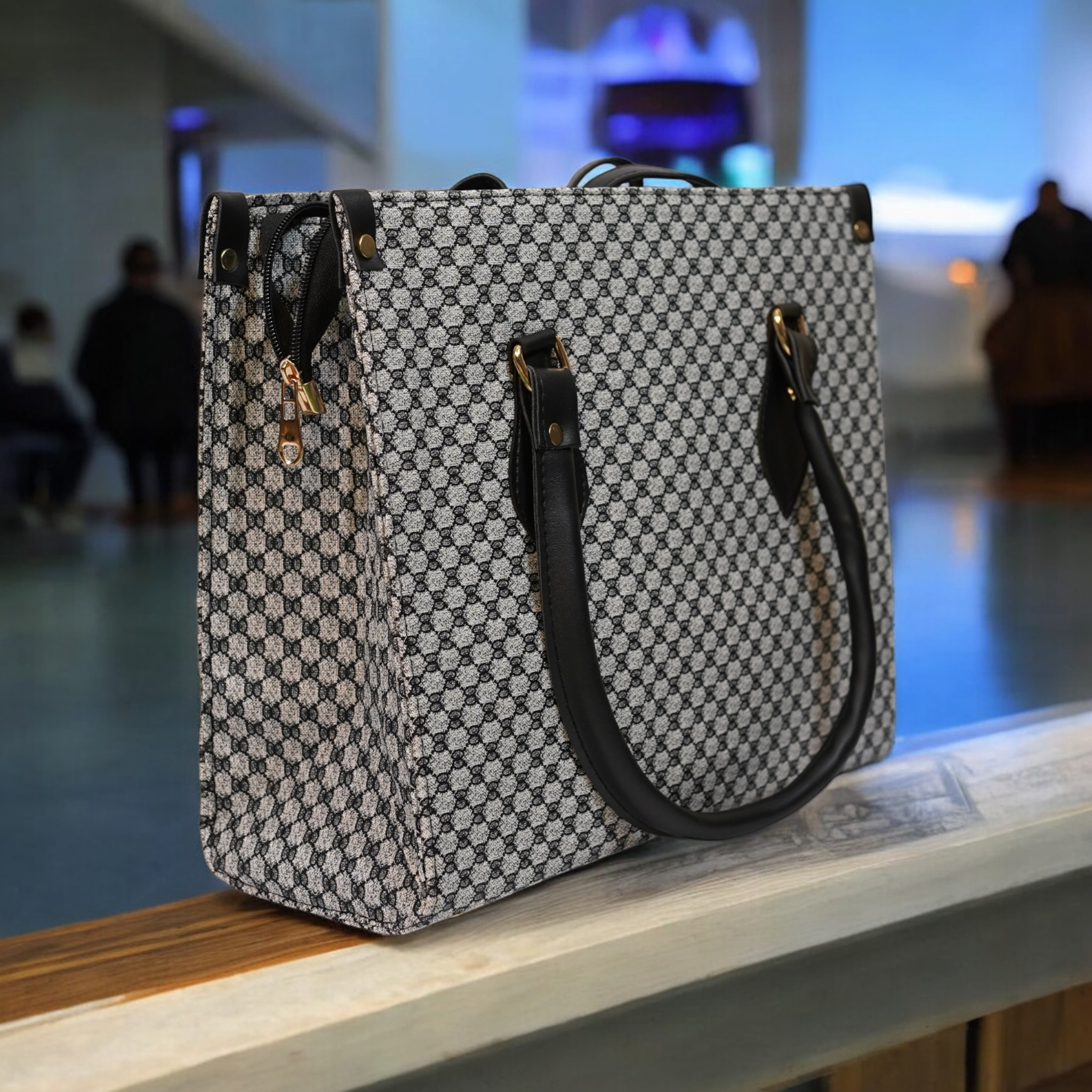 Black & White Diamond Print Tote Bag